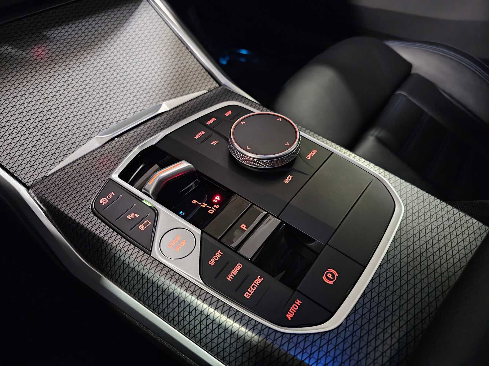 Used 2023 BMW 330e xDrive w/ M Sport Package image 24