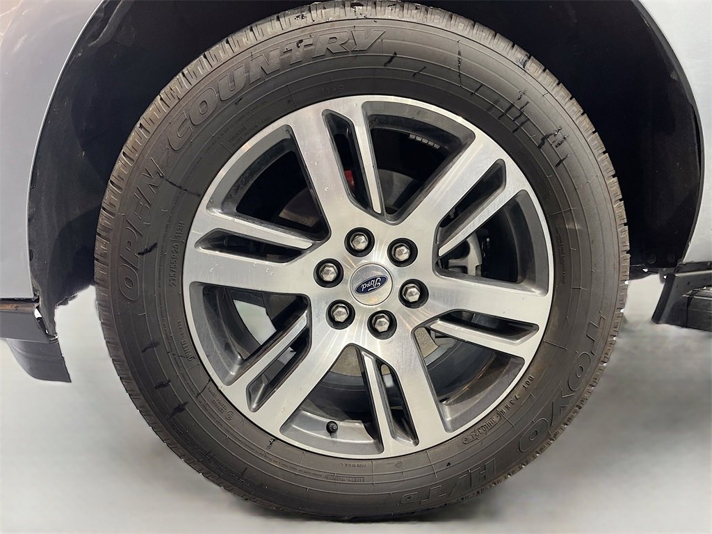 Used 2024 Ford Expedition XLT image 32