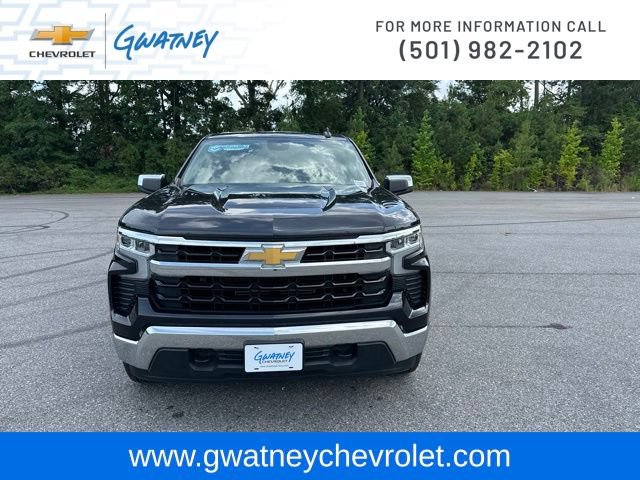 Used 2023 Chevrolet Silverado 1500 LT AWD/4WD image 2