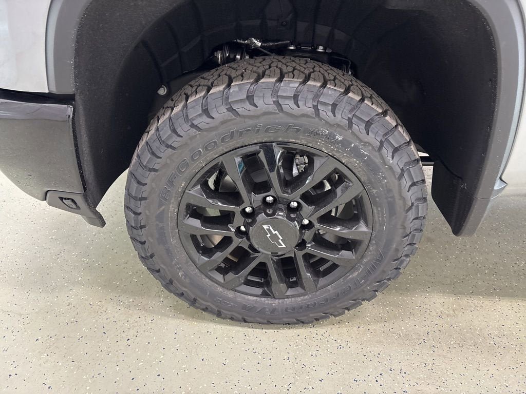 New 2026 Chevrolet Silverado 2500 LTZ w/ LTZ Plus Package AWD/4WD image 12