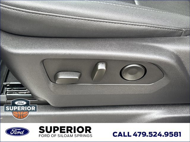 Used 2025 Chevrolet Silverado 3500 LTZ w/ LTZ Convenience Package image 23