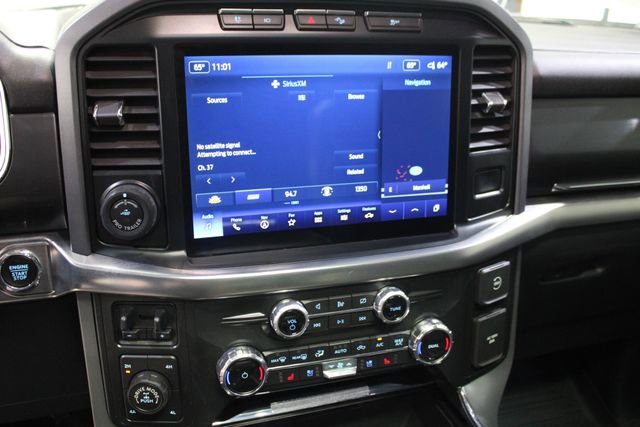 Used 2022 Ford F150 Lariat w/ Max Trailer Tow Package image 13