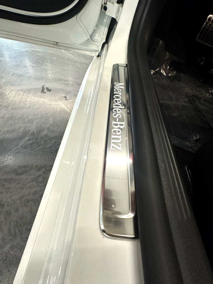 Used 2022 Mercedes-Benz C 300 4MATIC Sedan image 40