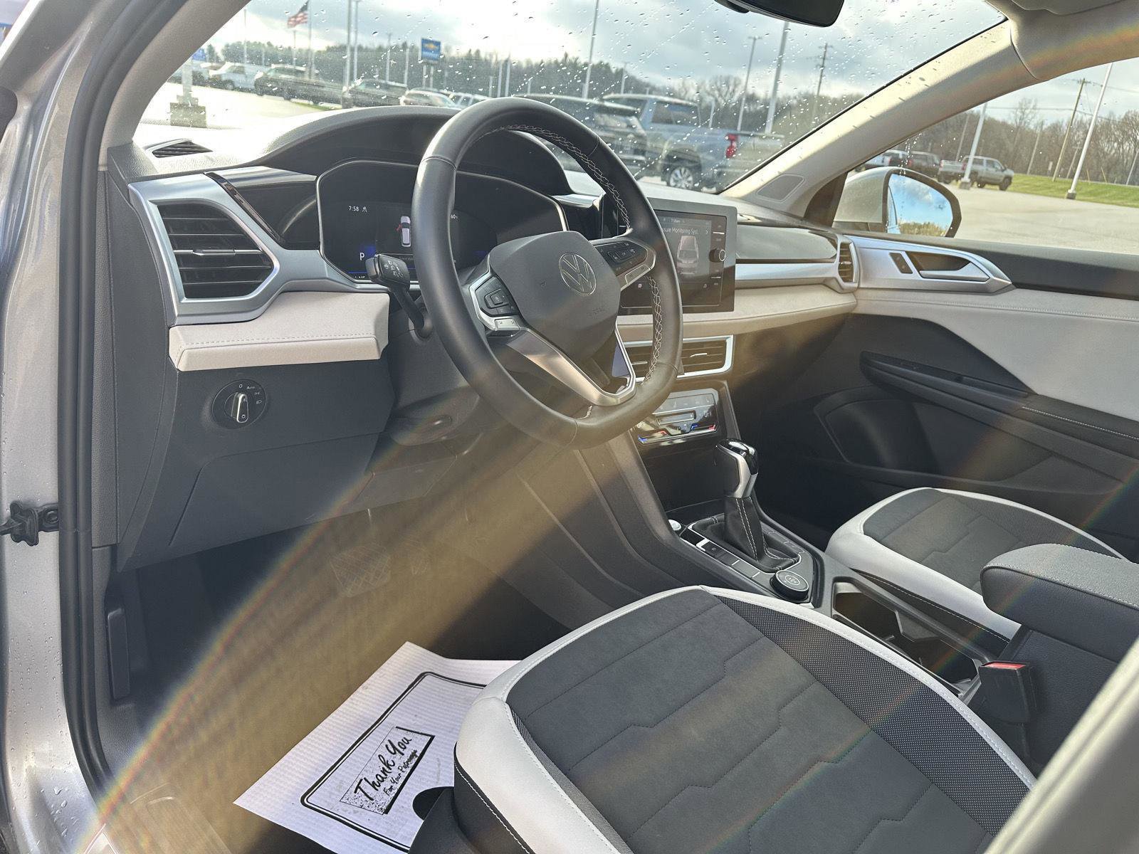 Used 2025 Volkswagen Taos SE AWD/4WD image 20