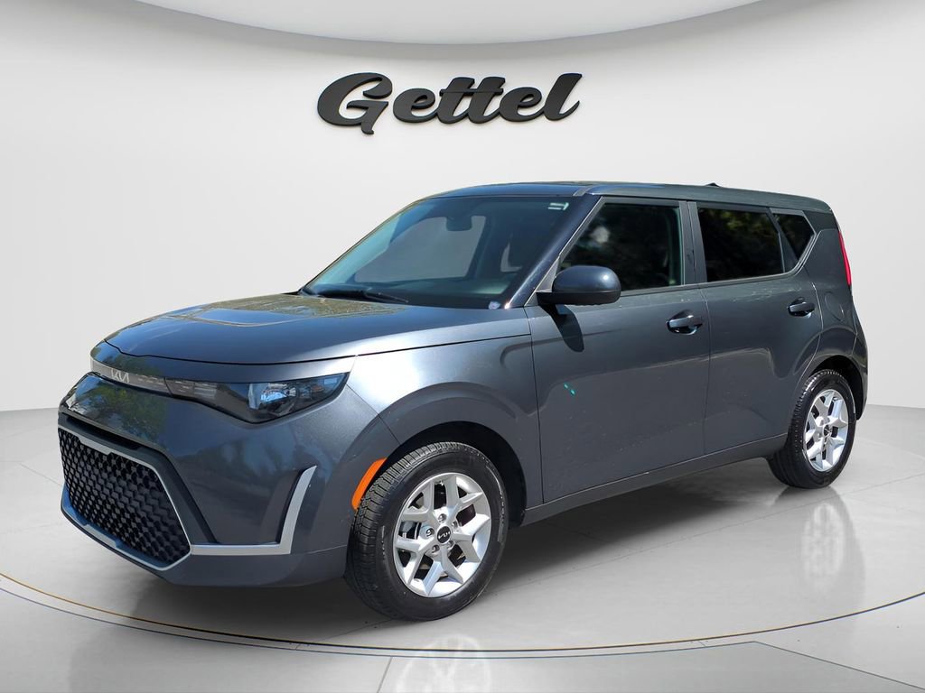 Used 2024 Kia Soul LX w/ Option Group 015 image 1