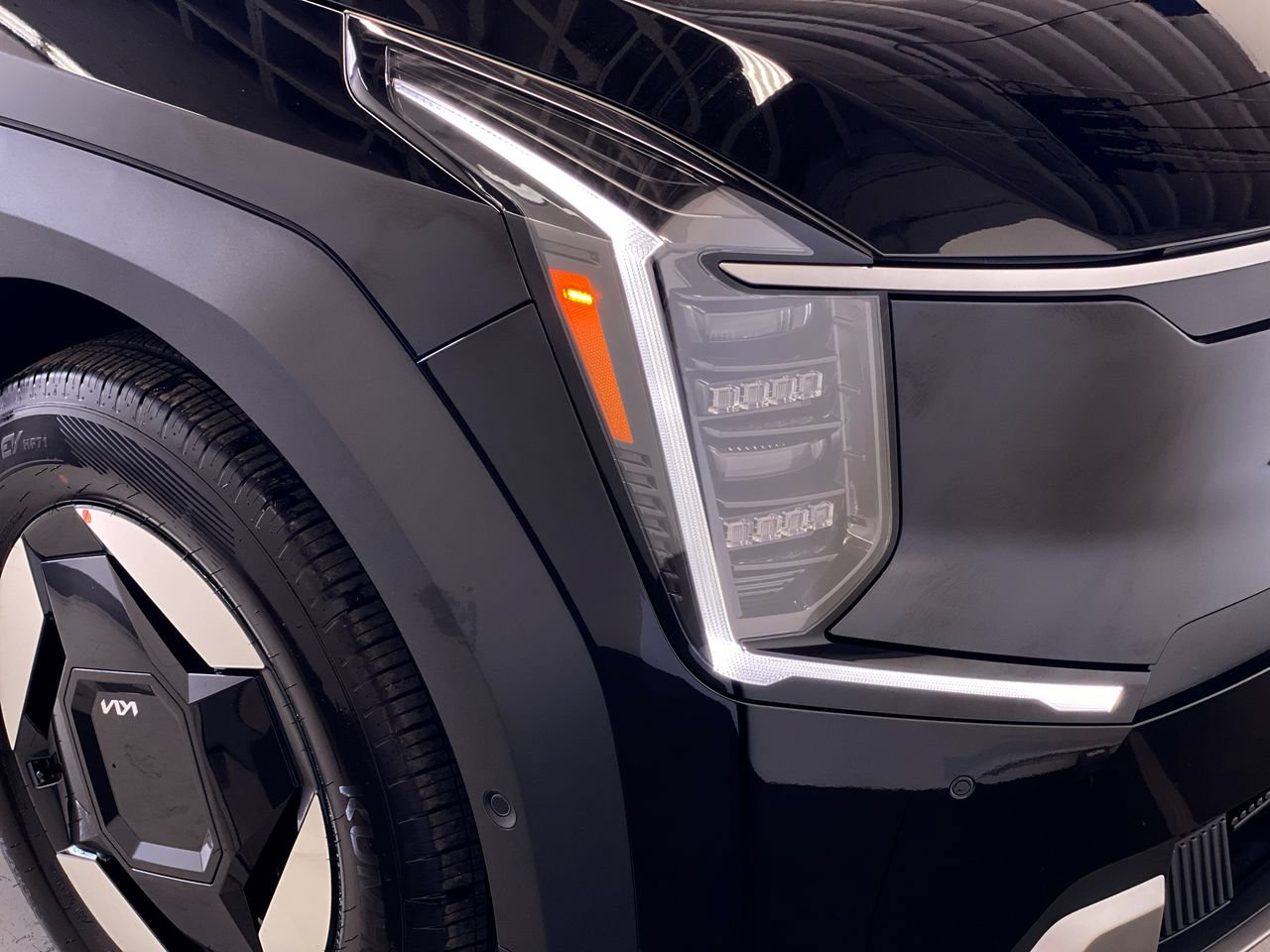 New 2026 Kia EV9 Wind AWD/4WD image 11