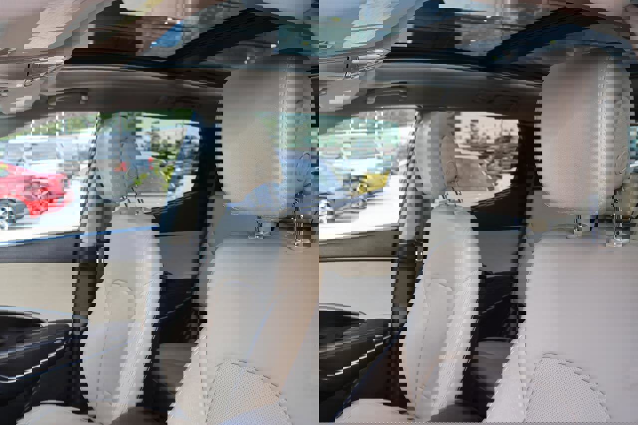 Used 2017 Hyundai Santa Fe Sport w/ Cargo Package image 23