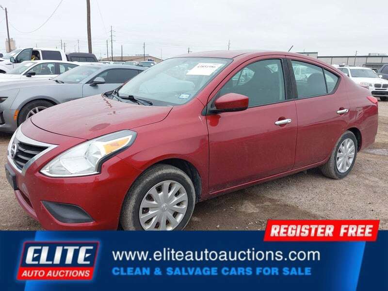 Used 2019 Nissan Versa SV image 4
