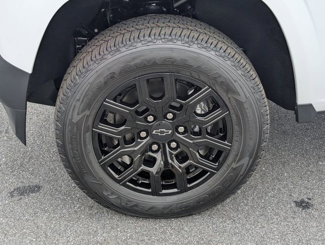 New 2026 Chevrolet Colorado W/T RWD image 13