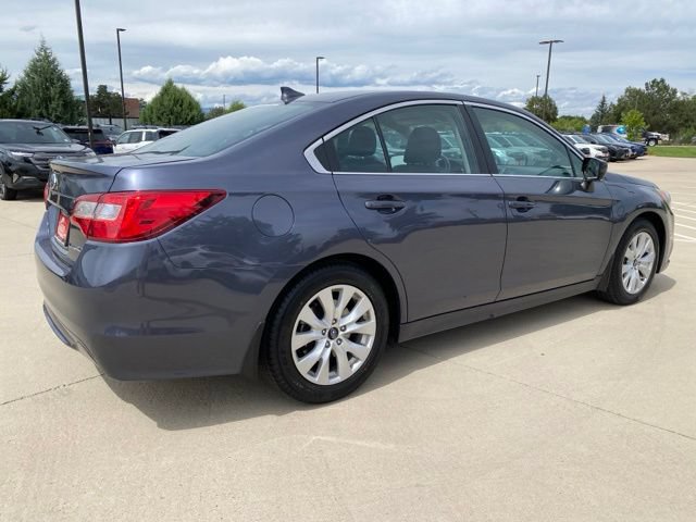 Used 2016 Subaru Legacy 2.5i Premium AWD/4WD image 5