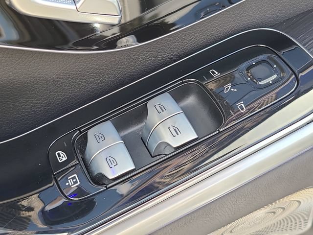 Used 2023 Mercedes-Benz S 580 4MATIC Sedan w/ AMG Line image 38