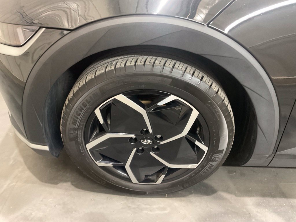 Used 2024 Hyundai Ioniq 5 SEL AWD/4WD image 6