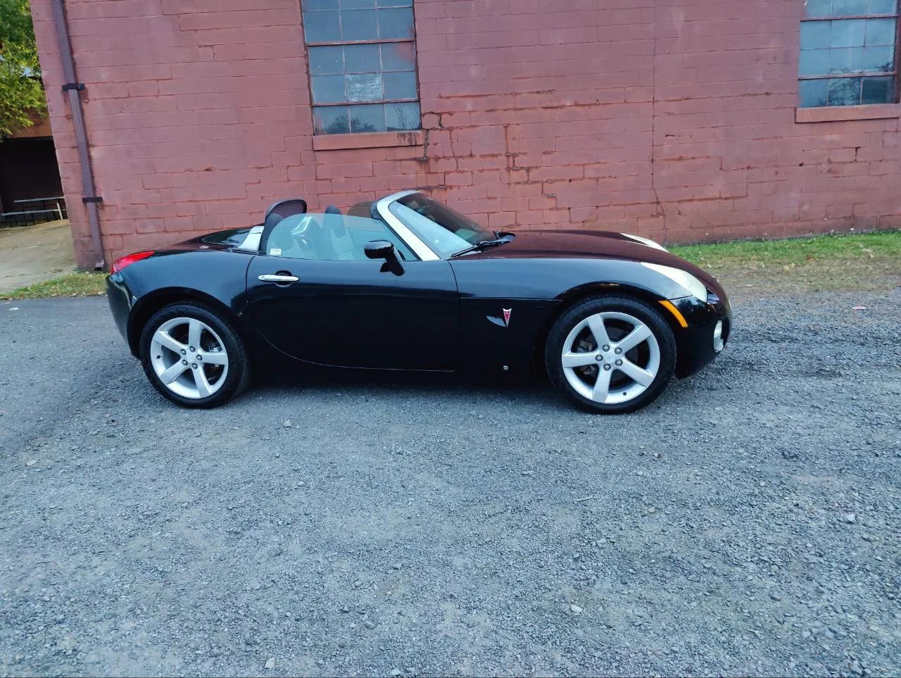 Used 2006 Pontiac Solstice Convertible w/ Power Package image 4