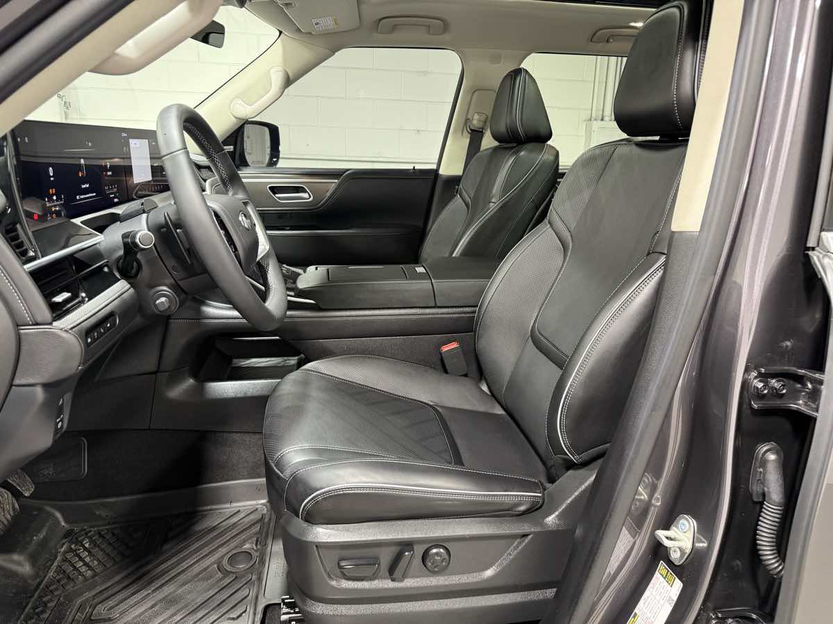 Used 2025 INFINITI QX80 Luxe AWD/4WD image 15
