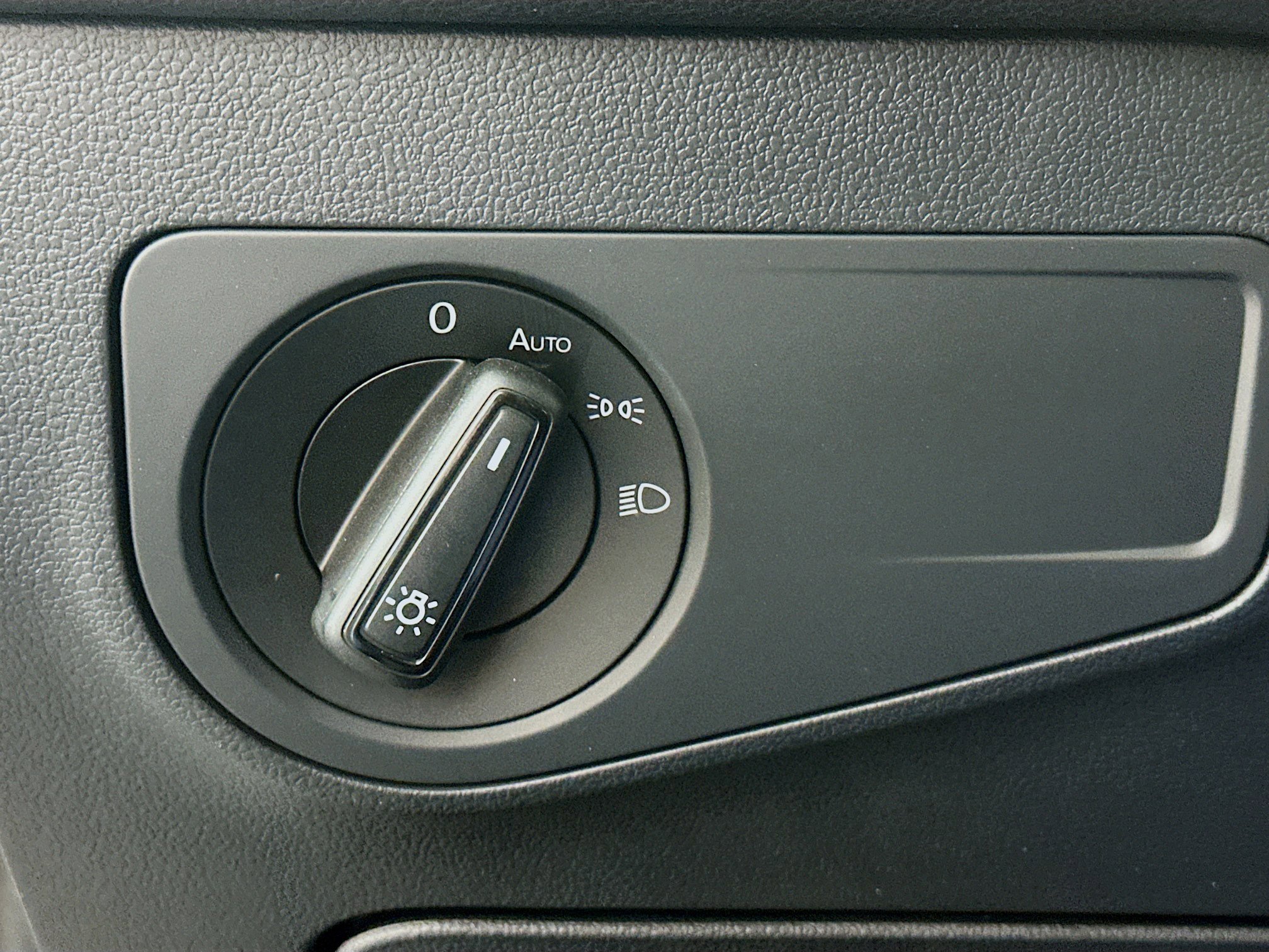 Used 2024 Volkswagen Tiguan S image 16