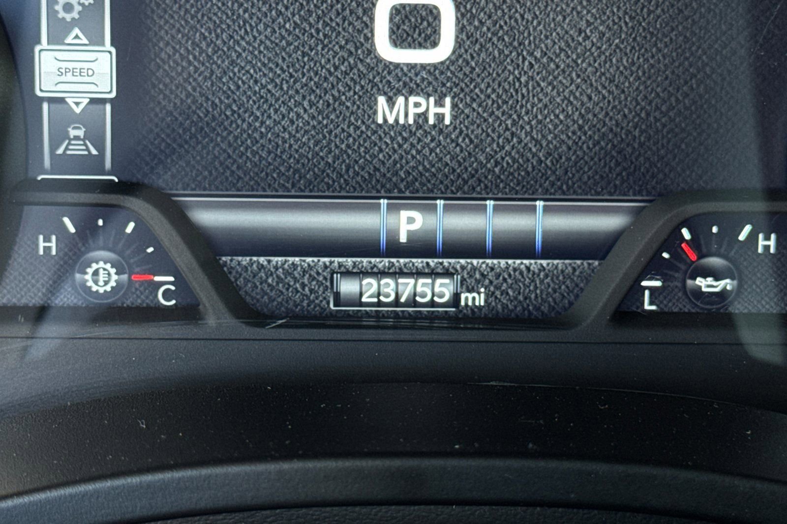 Used 2025 RAM 1500 Laramie AWD/4WD image 26