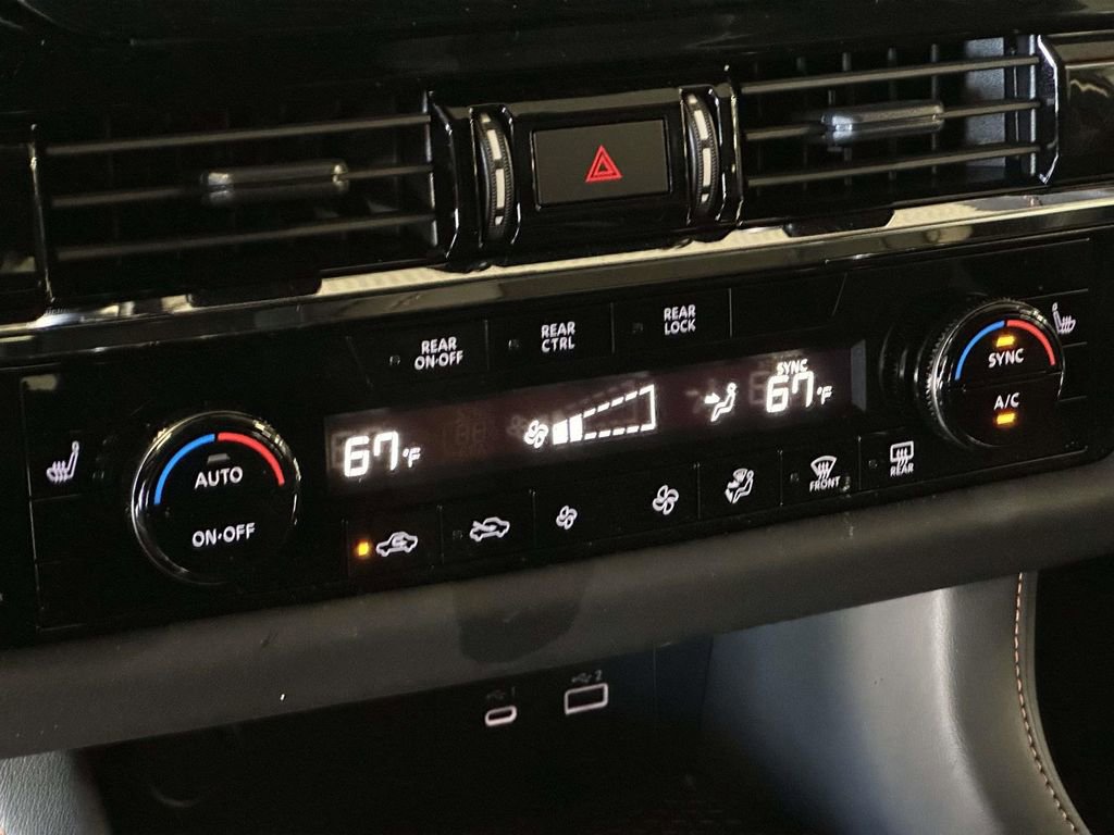 Used 2025 Nissan Pathfinder Rock Creek AWD/4WD image 33