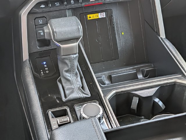 Used 2023 Toyota Tundra Limited AWD/4WD image 13
