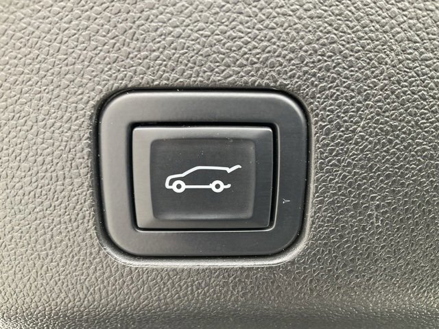 Used 2022 Cadillac Escalade Luxury image 45