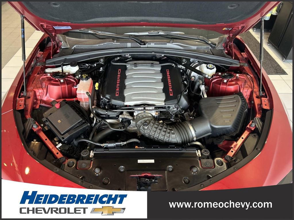Used 2022 Chevrolet Camaro LT w/ Technology Package RWD image 9