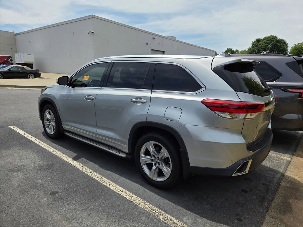 Used 2019 Toyota Highlander Limited image 7