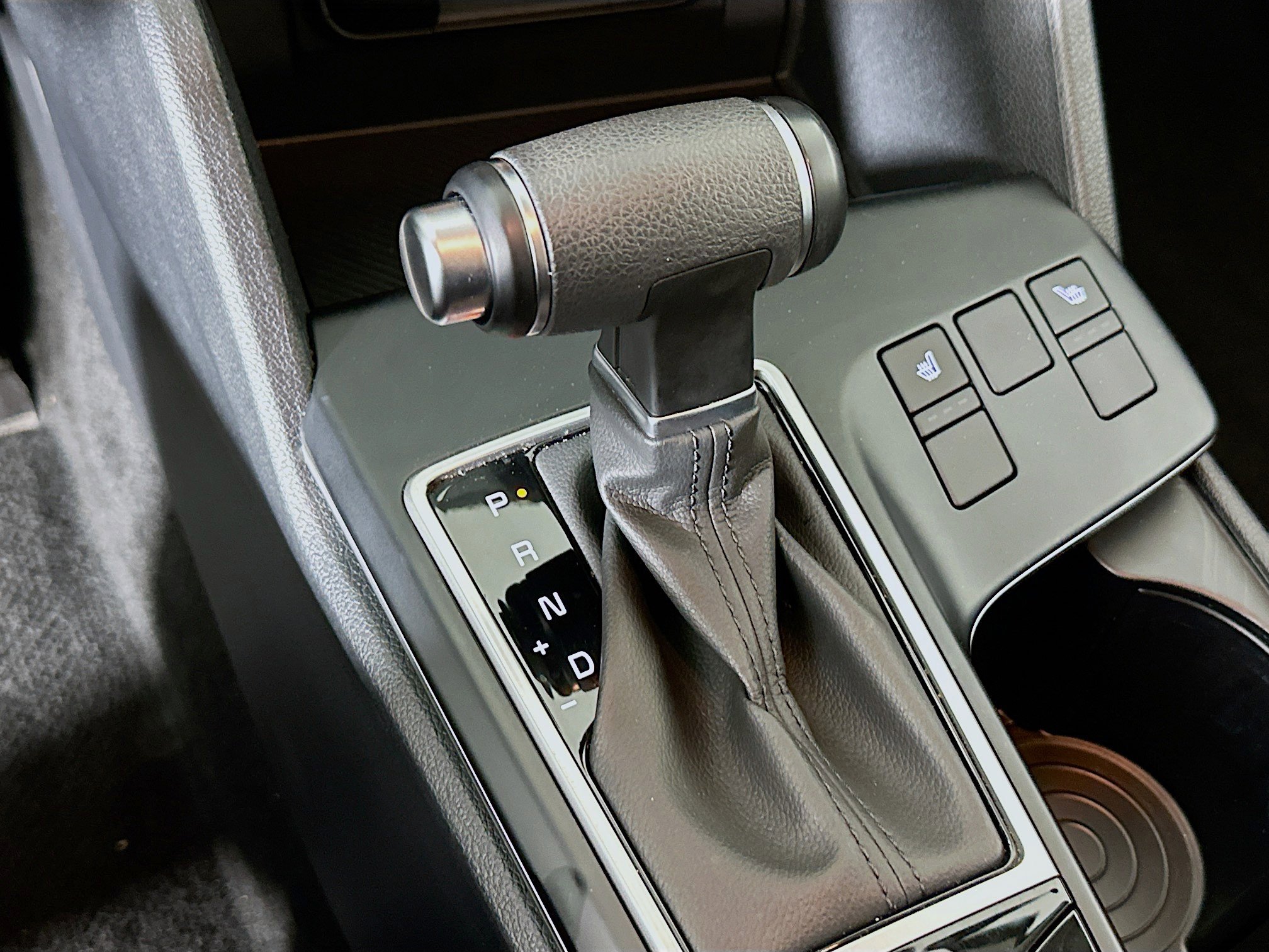 Used 2025 Kia Sportage LX image 23