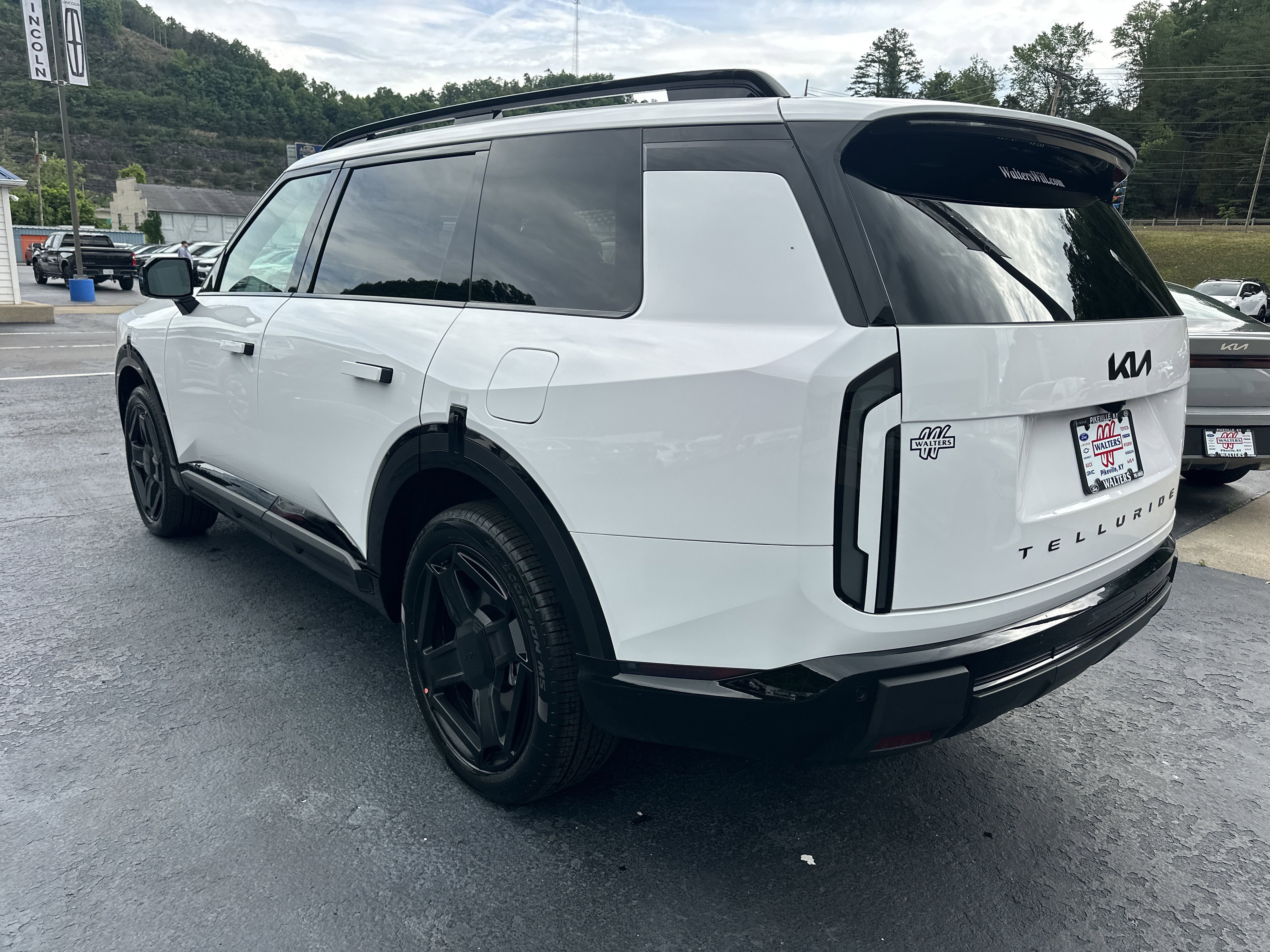 New 2027 Kia Telluride EX X-Line w/ Towing Package AWD/4WD image 5
