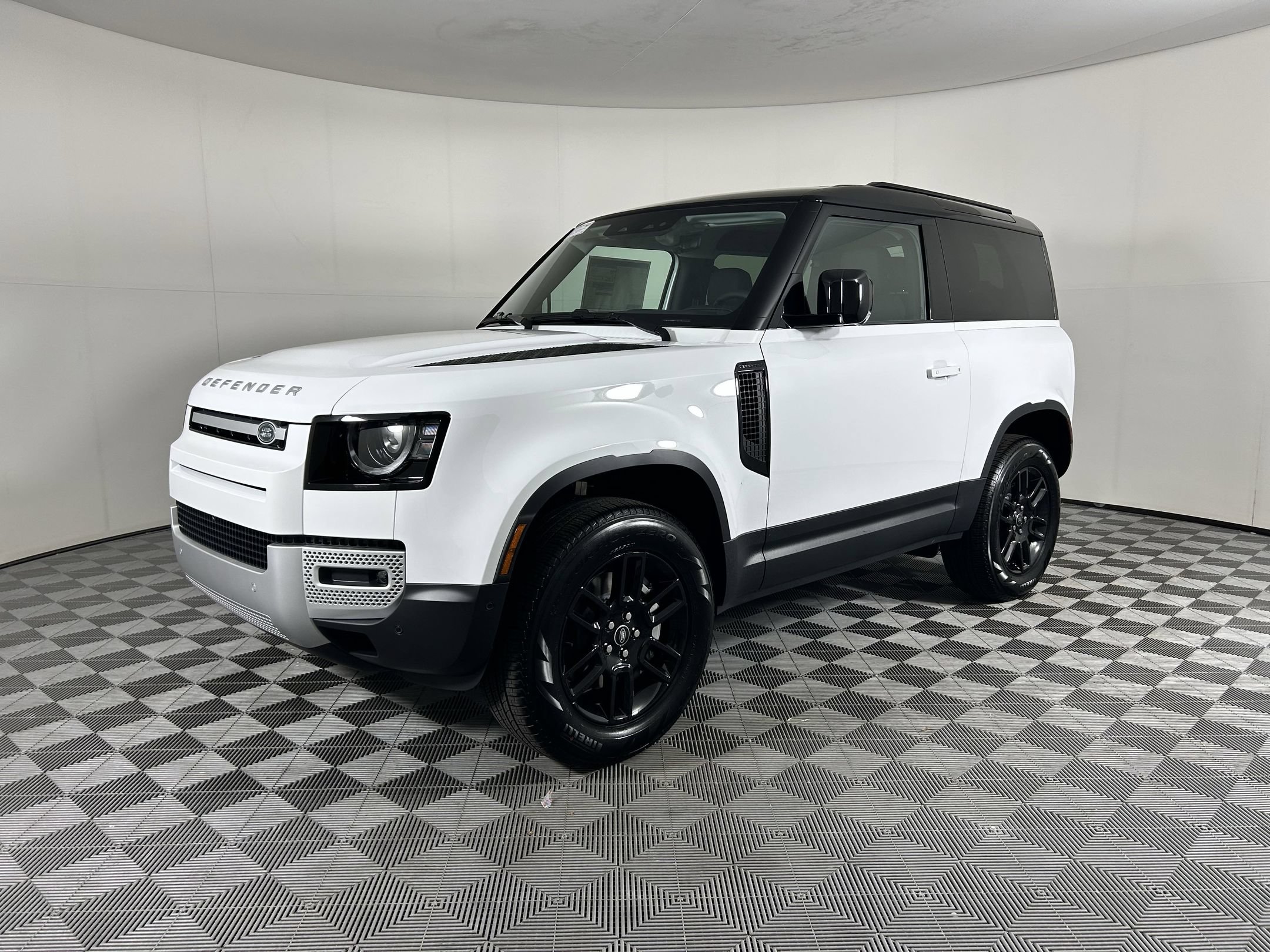 Used 2025 Land Rover Defender 90 S