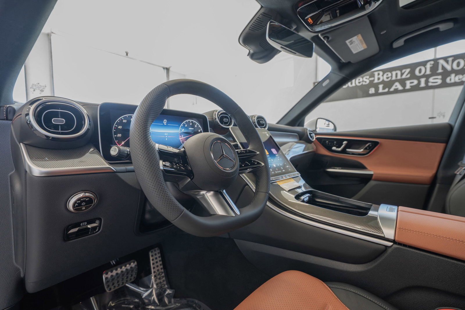 New 2025 Mercedes-Benz GLC 300 4MATIC image 6