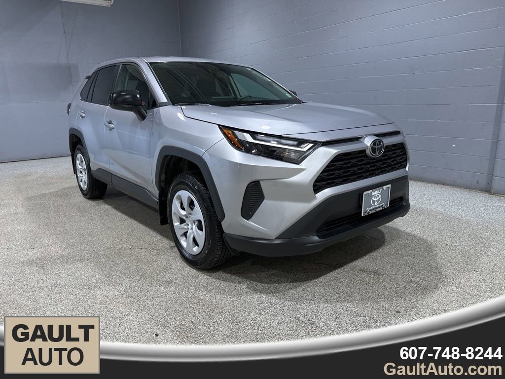 Certified 2025 Toyota RAV4 LE image 1