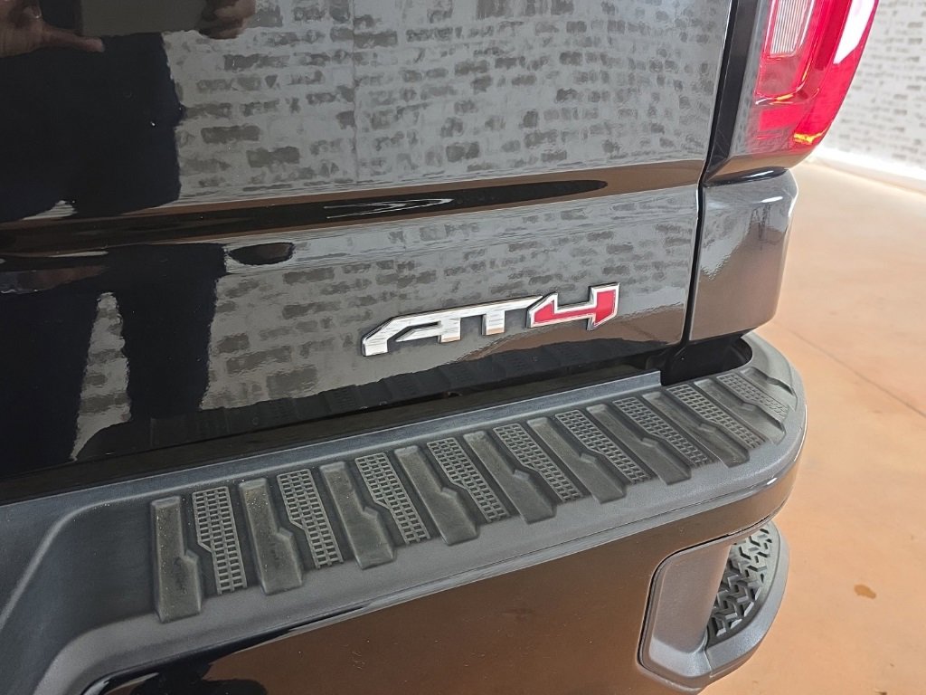 Used 2021 GMC Sierra 1500 AT4 image 7