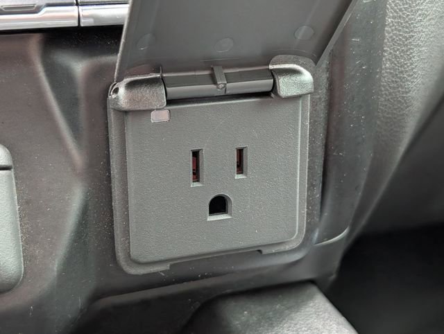 Used 2020 Chevrolet Silverado 1500 RST image 20