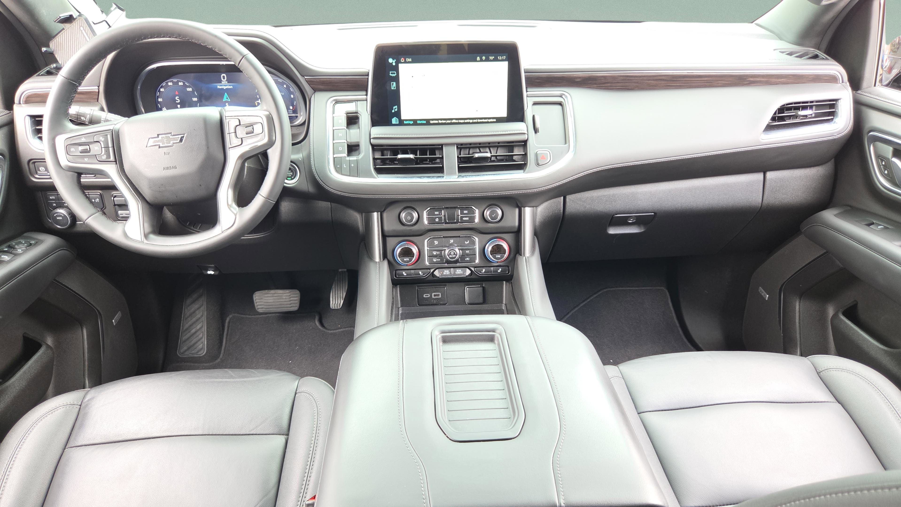 Used 2024 Chevrolet Tahoe Z71 w/ Luxury Package image 12