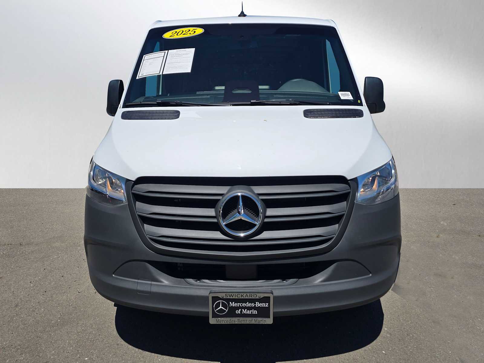 Used 2025 Mercedes-Benz Sprinter 2500 image 8