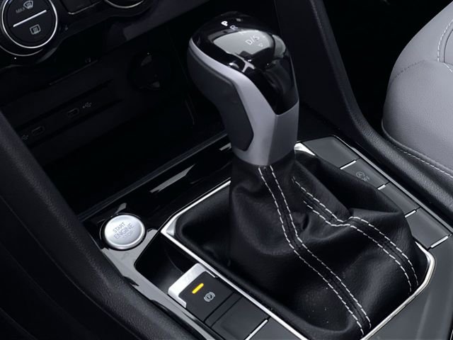 Used 2024 Volkswagen Taos SE image 20