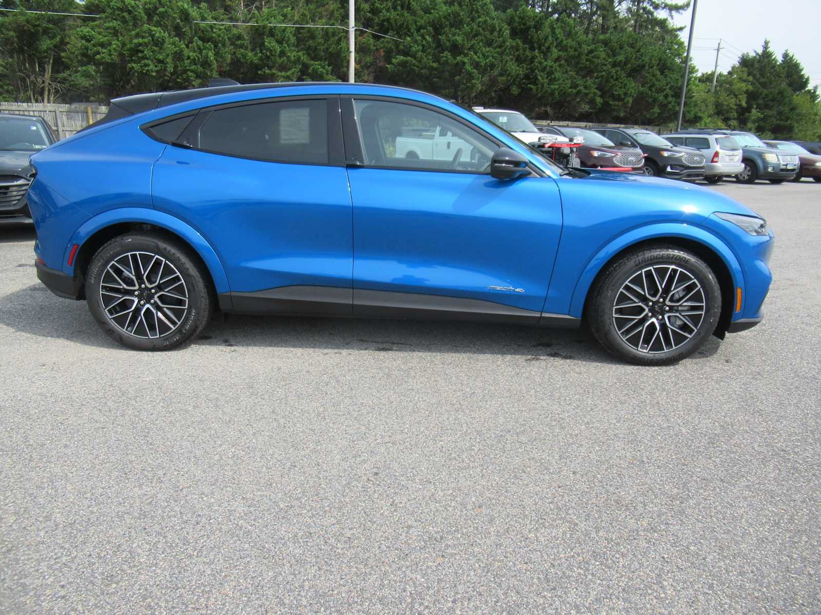 New 2026 Ford Mustang Mach-E Premium AWD/4WD image 4
