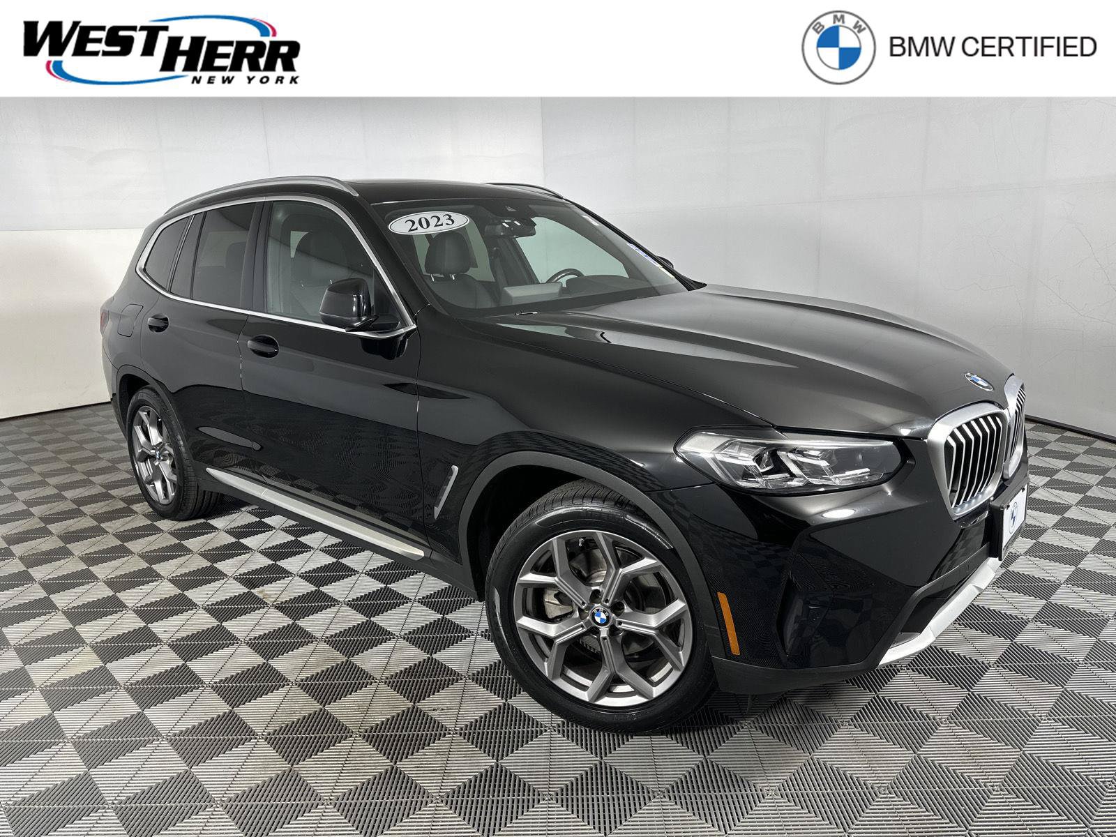 Used 2023 BMW X3 xDrive30i w/ Premium Package AWD/4WD image 1