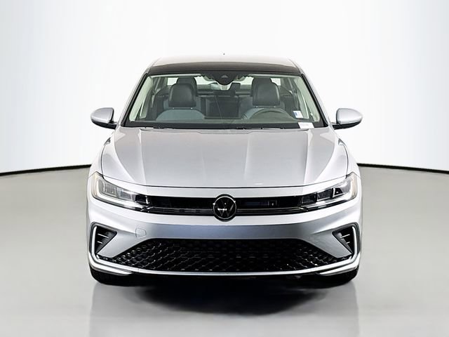 New 2026 Volkswagen Jetta SE FWD image 2