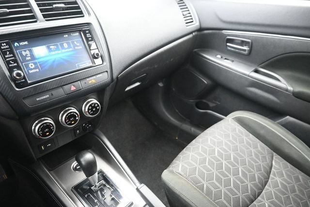 Used 2024 Mitsubishi Outlander Sport ES AWD/4WD image 27