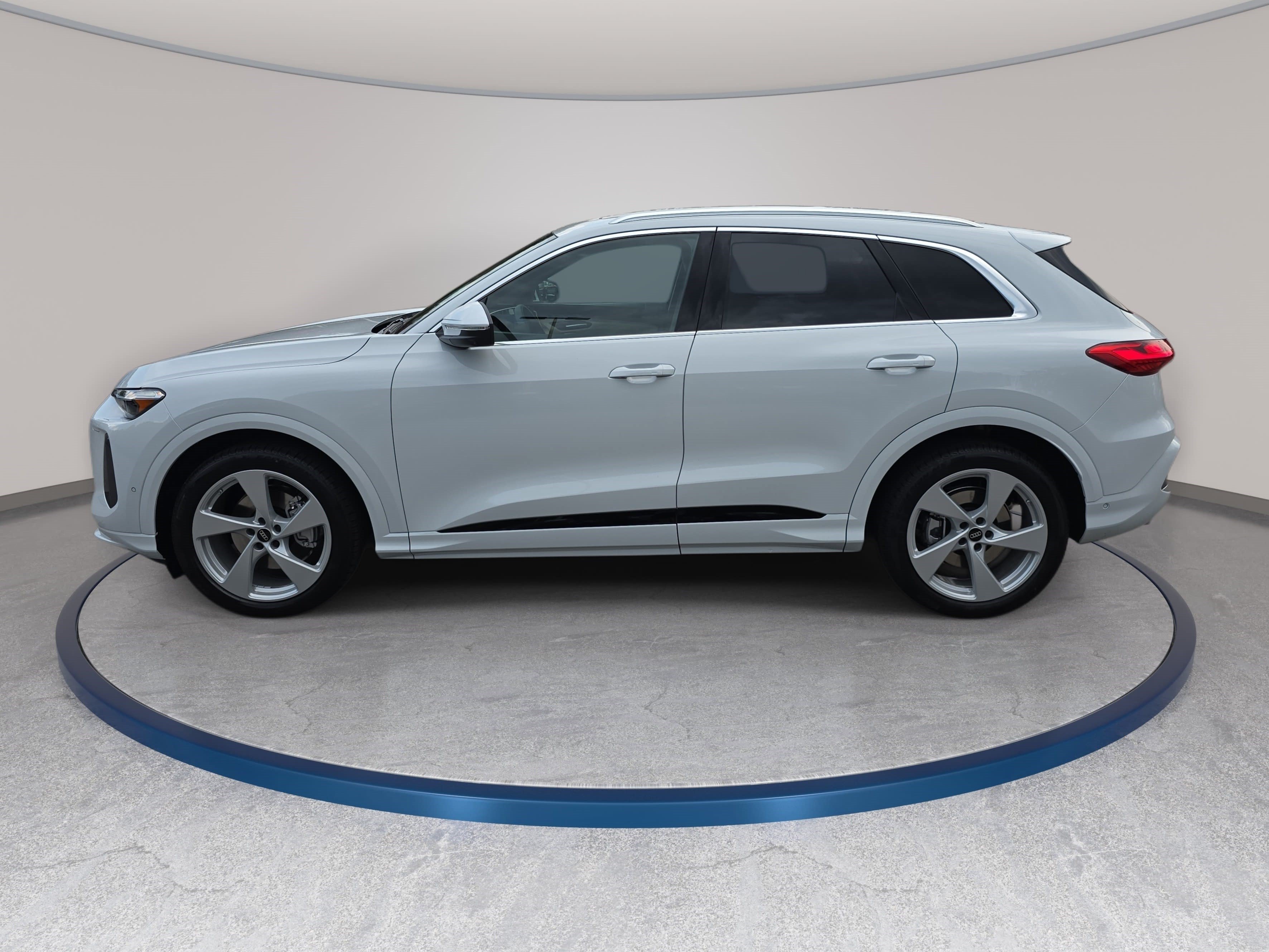 New 2026 Audi Q5 Premium Plus AWD/4WD image 8