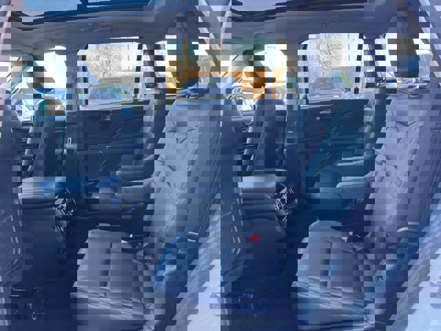 Used 2024 Lincoln Aviator AWD w/ Premium Package image 12