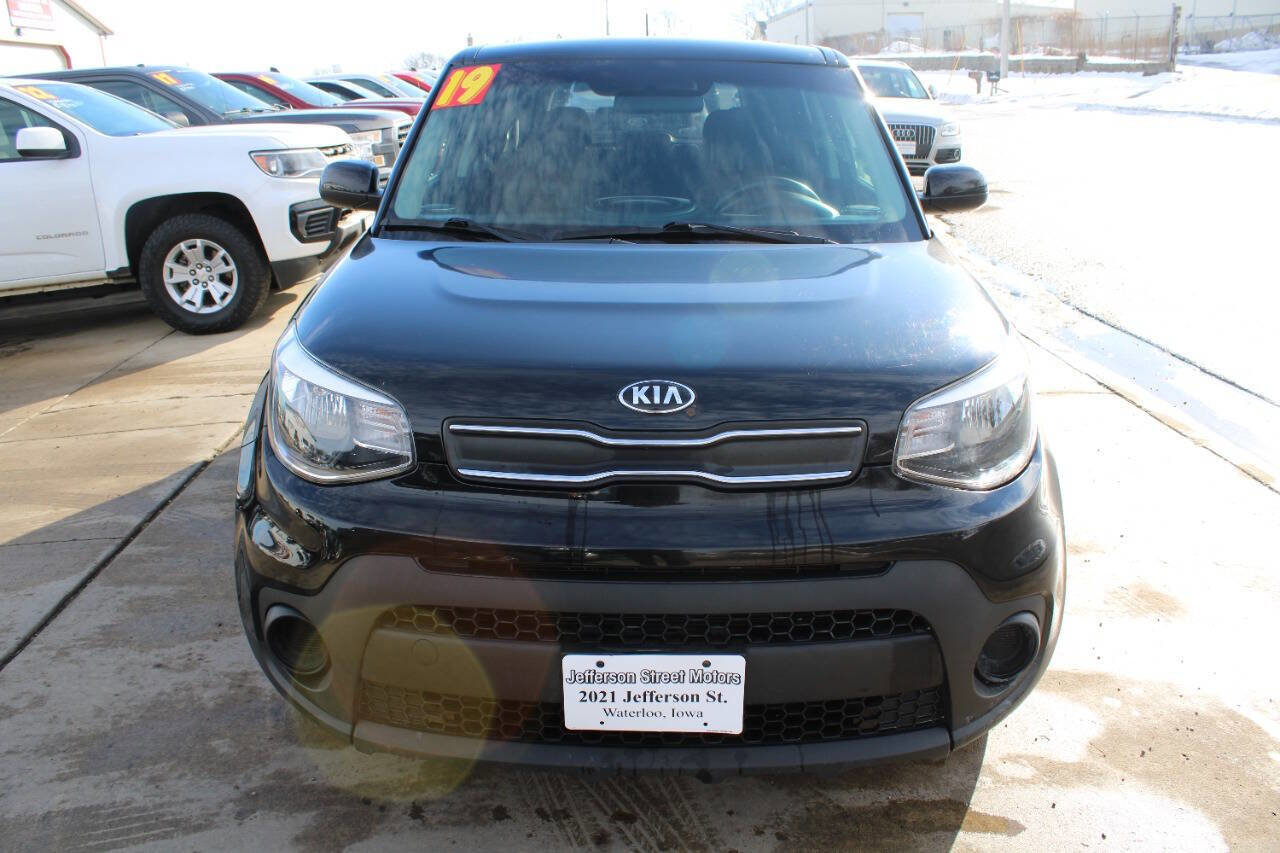 Used 2019 Kia Soul image 2