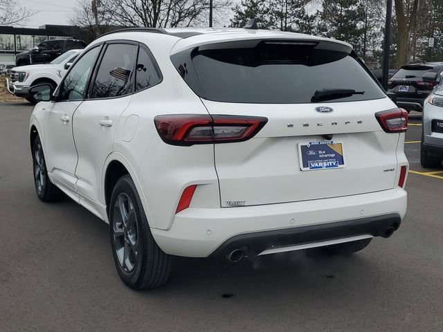 Certified 2024 Ford Escape ST-Line w/ Tech Pack #1 AWD/4WD image 3