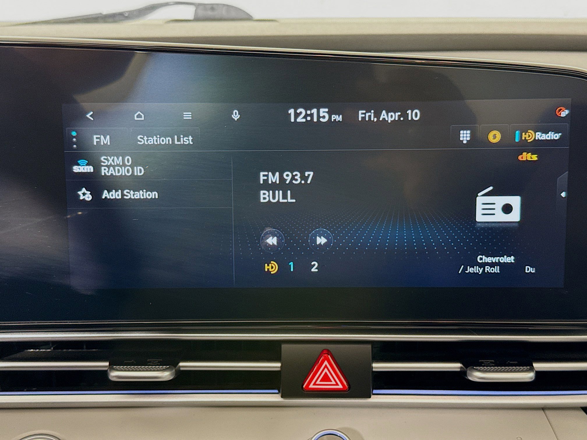 Used 2024 Hyundai Elantra Limited FWD image 15