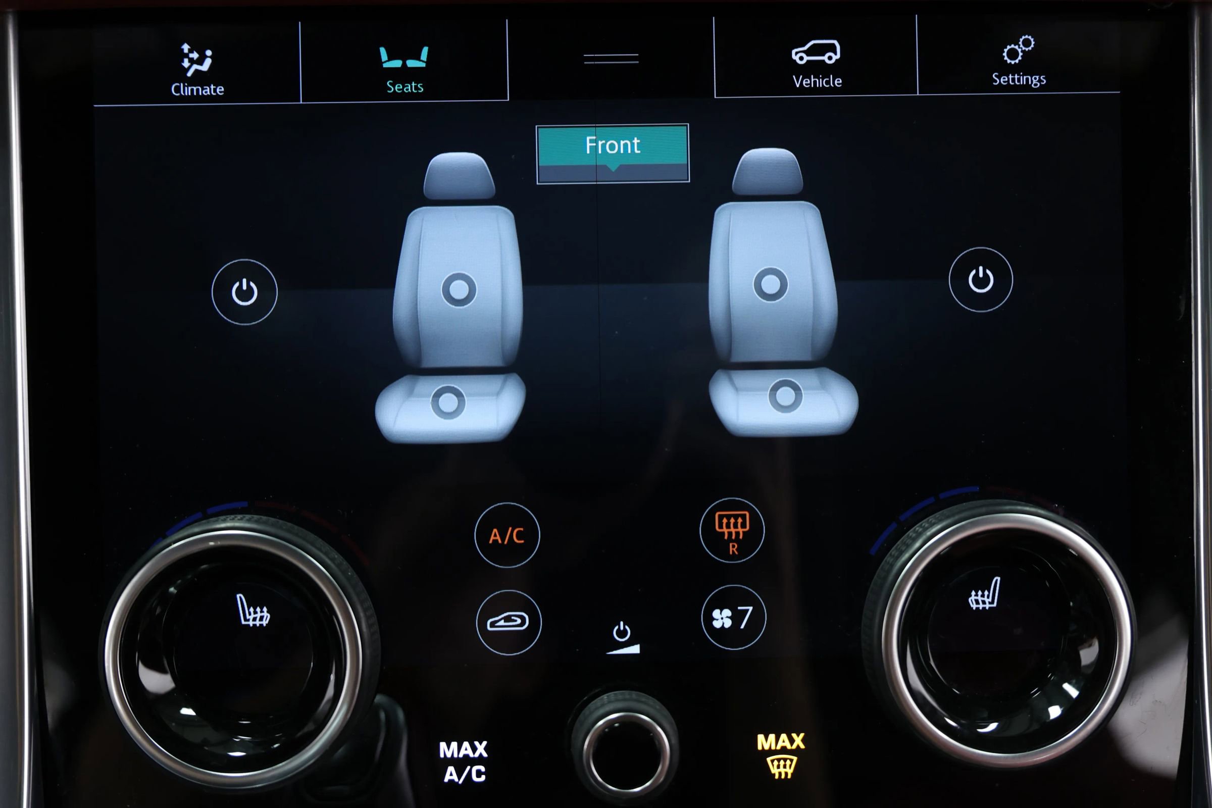 Used 2020 Land Rover Range Rover Sport SVR image 36