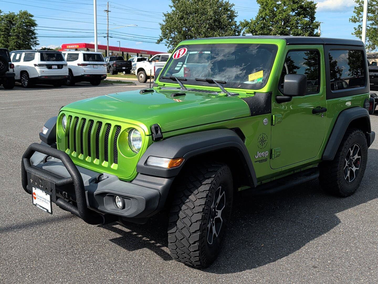 Used 2019 Jeep Wrangler Sport AWD/4WD image 3