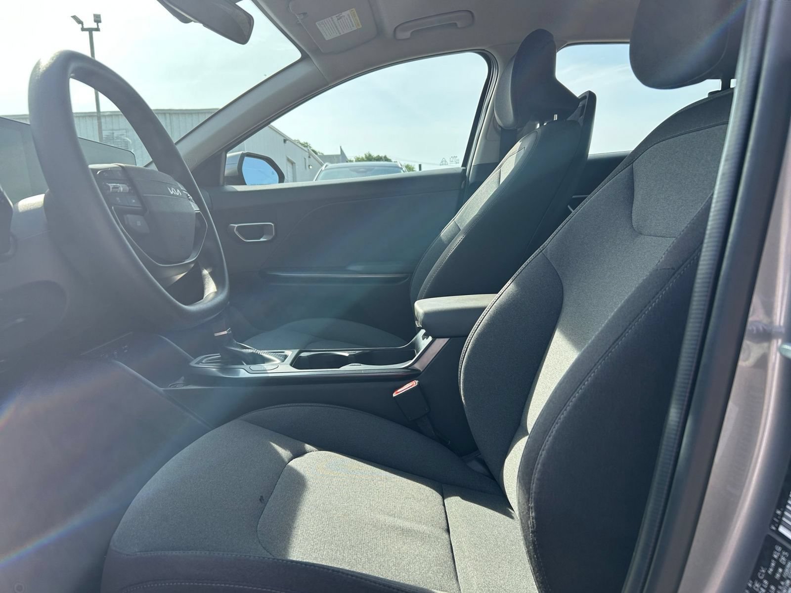 Used 2025 Kia K4 FWD image 22