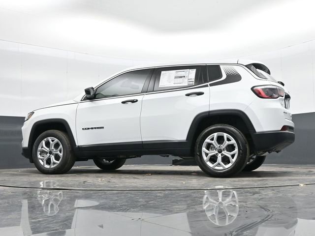 Used 2025 Jeep Compass Sport w/ Mopar Graphics Package AWD/4WD image 37