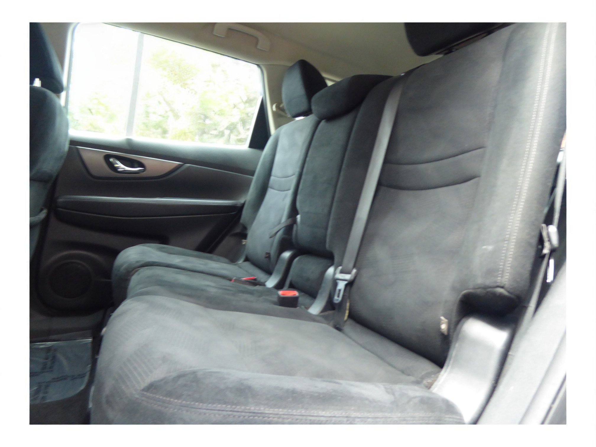 Used 2016 Nissan Rogue S image 17