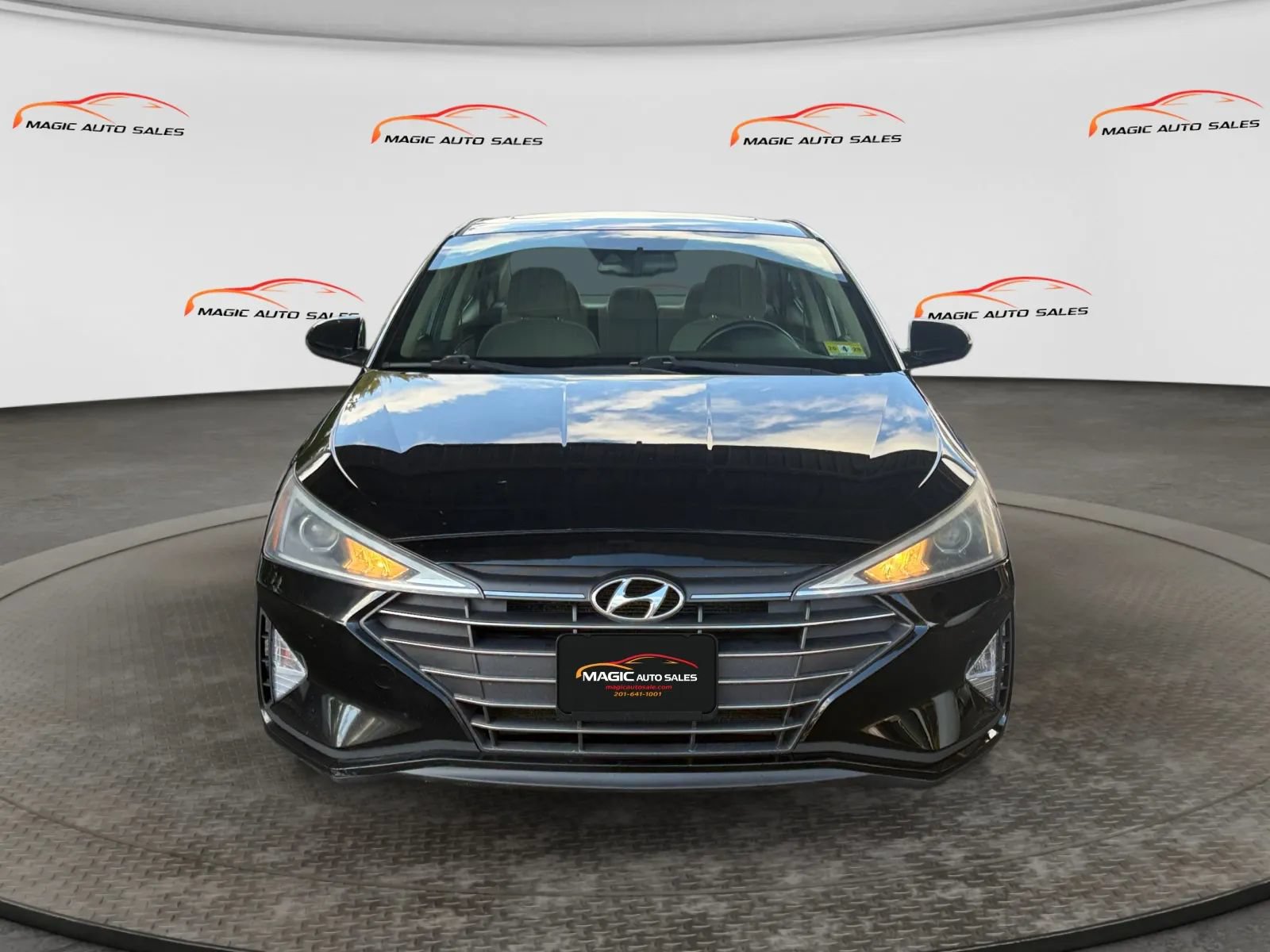 Used 2019 Hyundai Elantra Value Edition FWD image 3